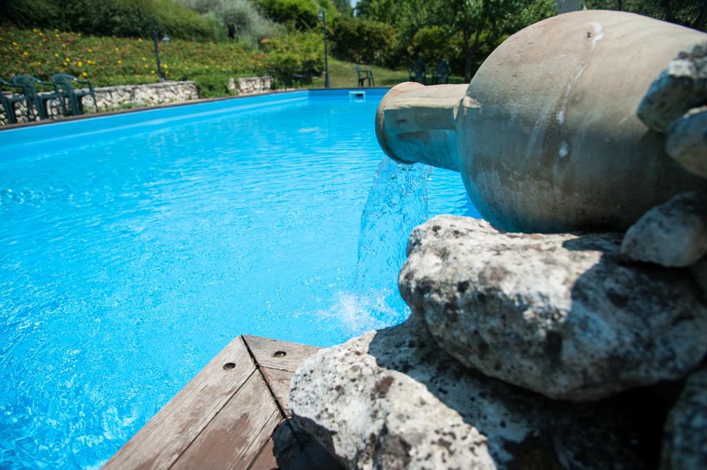 Agriturismo La Solagna Villa Montebello di Bertona Exterior foto